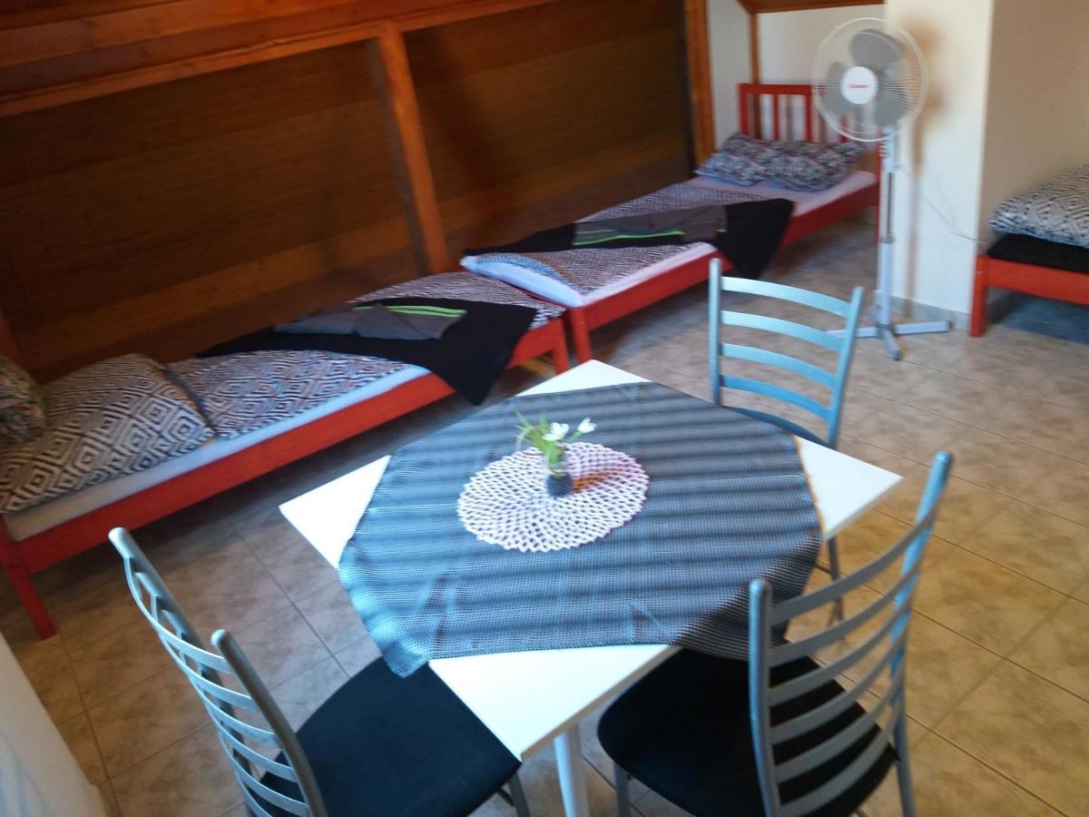 ケストヘイ Azure Houseアパートホテル エクステリア 写真