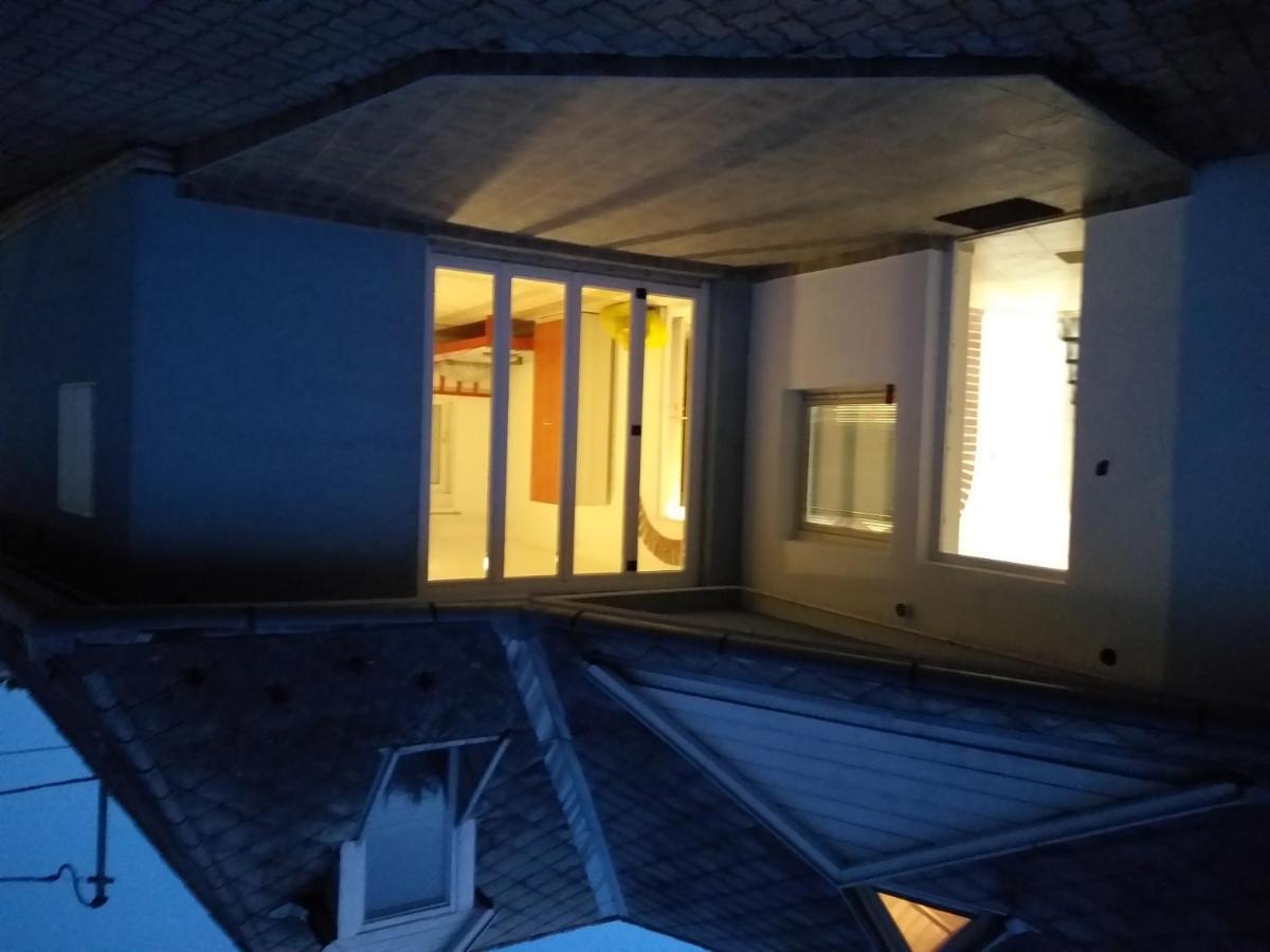 ケストヘイ Azure Houseアパートホテル エクステリア 写真