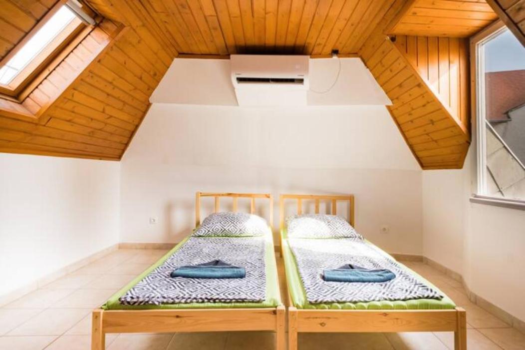 ケストヘイ Azure Houseアパートホテル エクステリア 写真