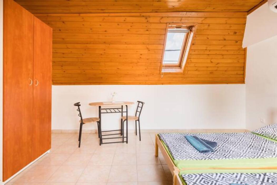ケストヘイ Azure Houseアパートホテル エクステリア 写真